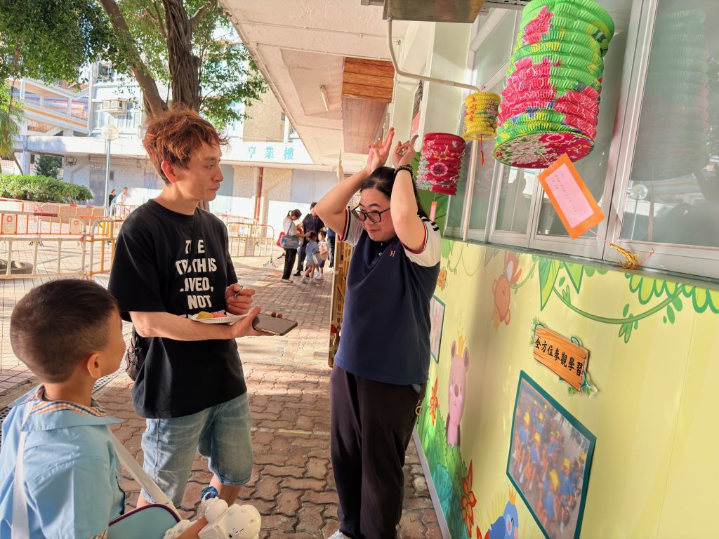 33B1E415-A792-4851-9253-85A927E40DDF