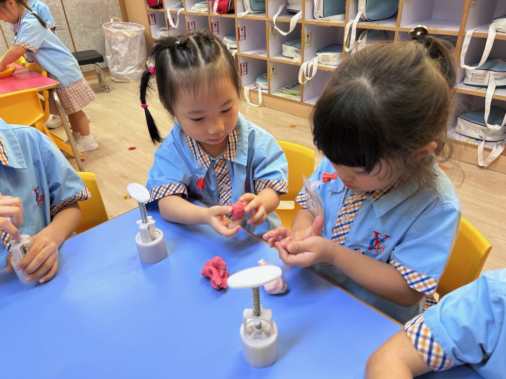 4CB407FE-8FFC-4ECA-B378-9DDD7F1CA311