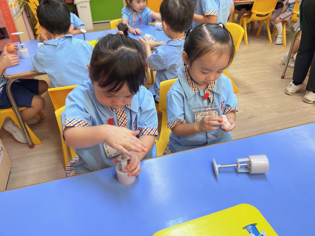 FDEF4CDE-F388-4846-8024-49D4BDFA71AA